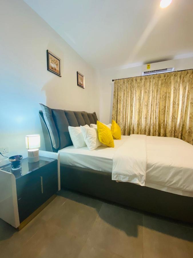 إيست ليغون Oasis Park Residence المظهر الخارجي الصورة