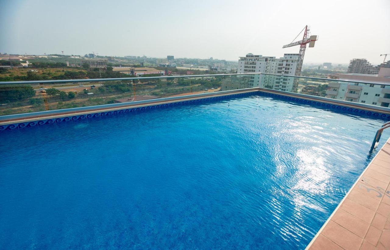إيست ليغون Oasis Park Residence المظهر الخارجي الصورة